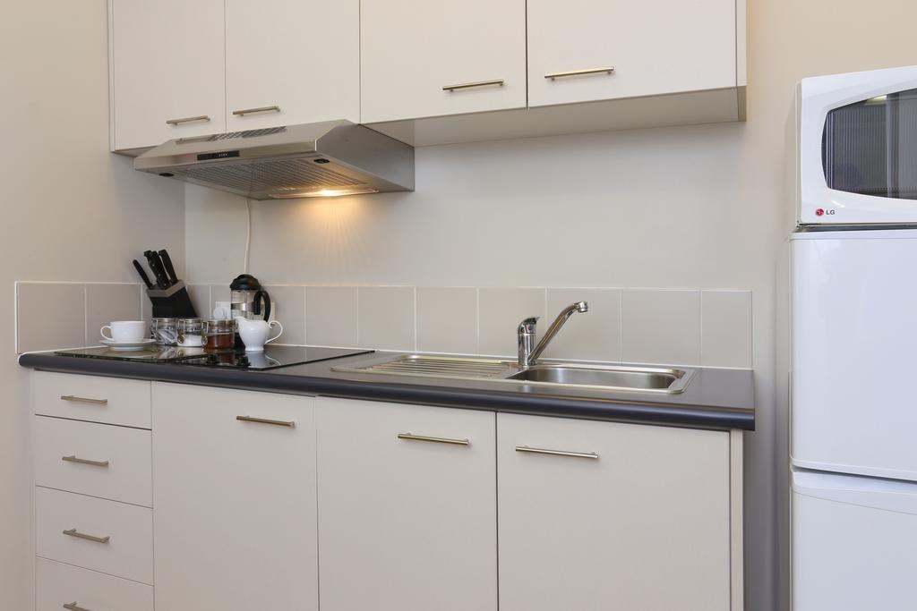 Kudos Business Suites & Airport Motel Auckland Ngoại thất bức ảnh