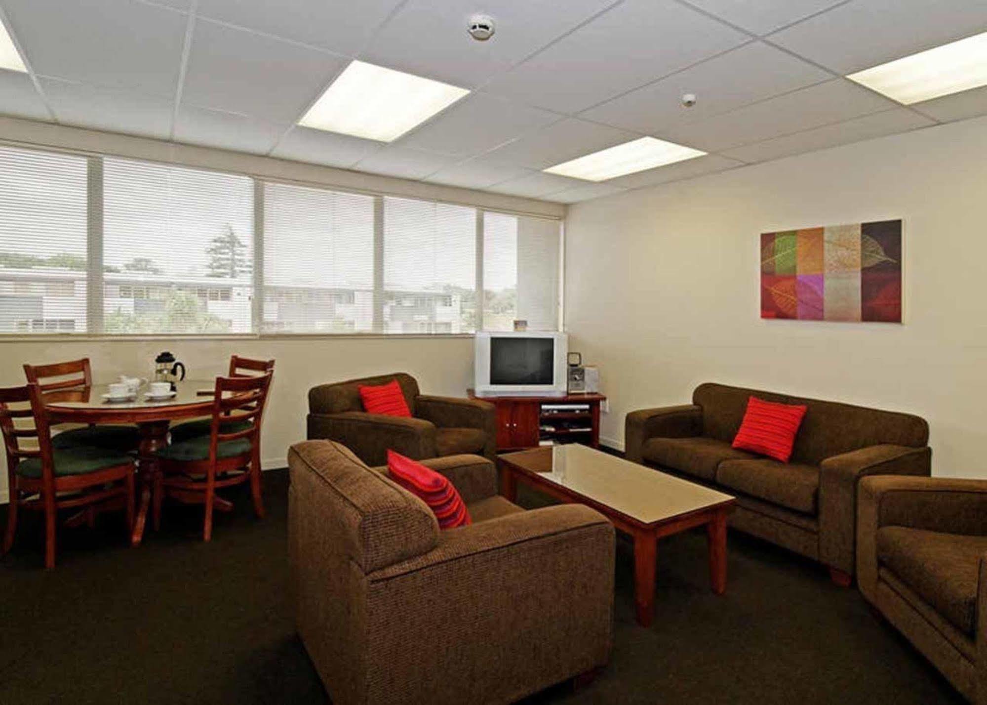 Kudos Business Suites & Airport Motel Auckland Ngoại thất bức ảnh